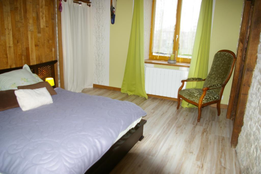Gite Au Chalet Laferté-sur-Aube Rom bilde
