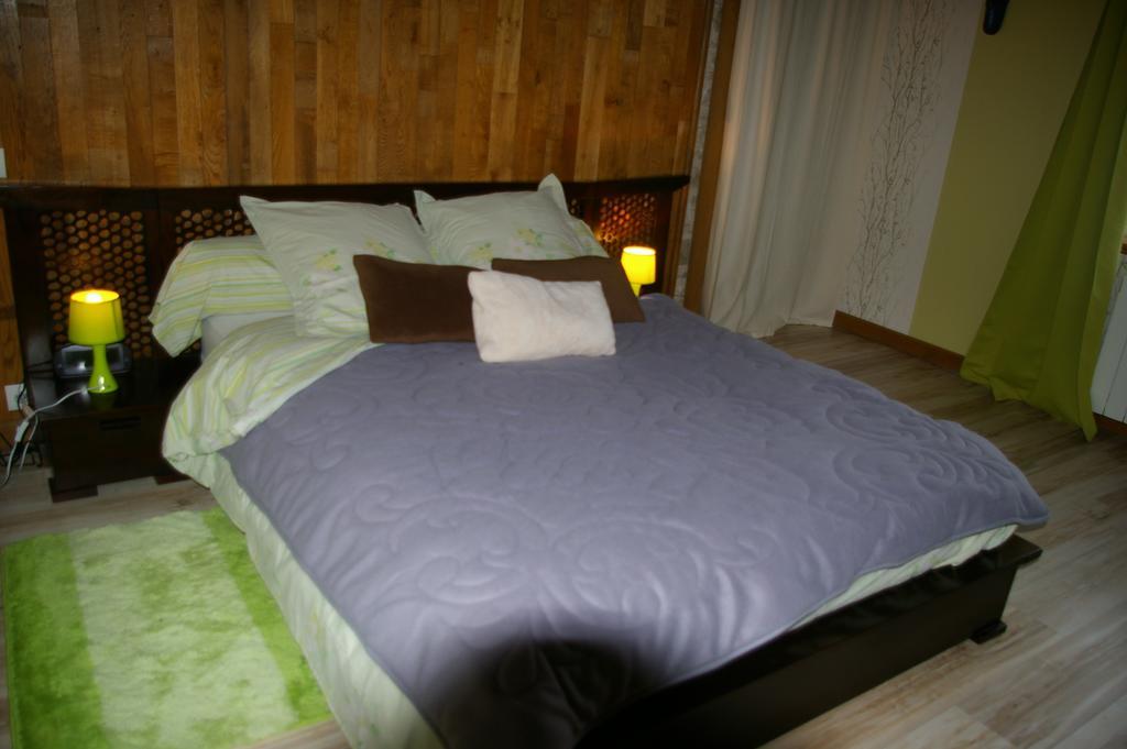 Gite Au Chalet Laferté-sur-Aube Rom bilde