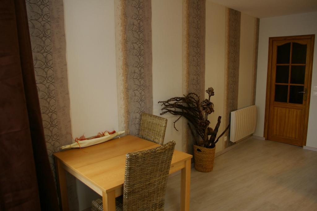 Gite Au Chalet Laferté-sur-Aube Rom bilde