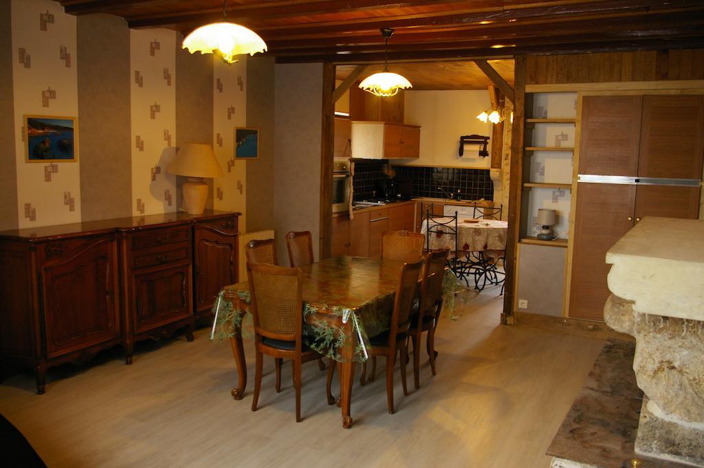 Gite Au Chalet Laferté-sur-Aube Rom bilde