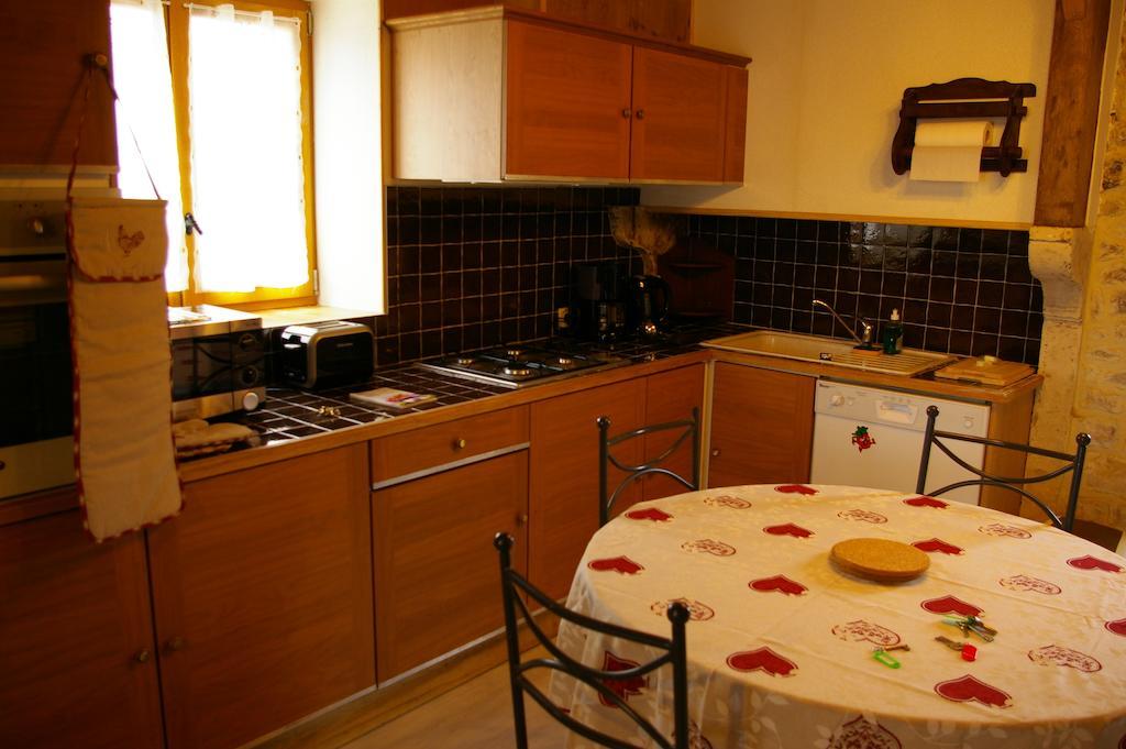 Gite Au Chalet Laferté-sur-Aube Rom bilde