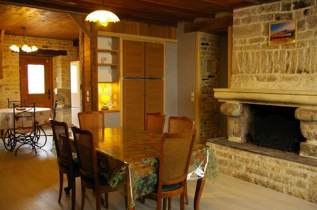 Gite Au Chalet Laferté-sur-Aube Rom bilde